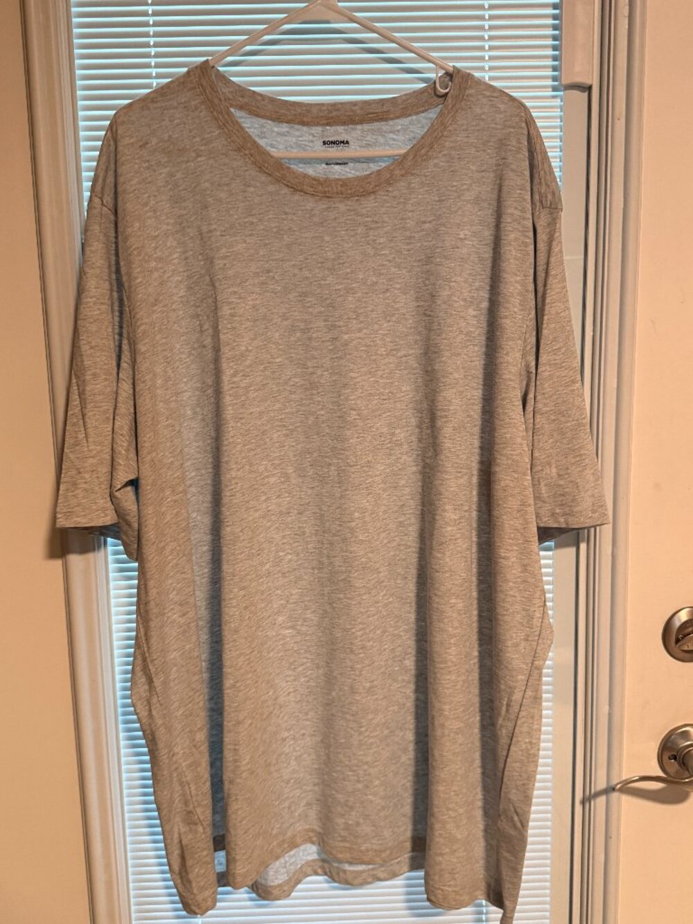 Sonoma Goods For Life Gray T-Shirt